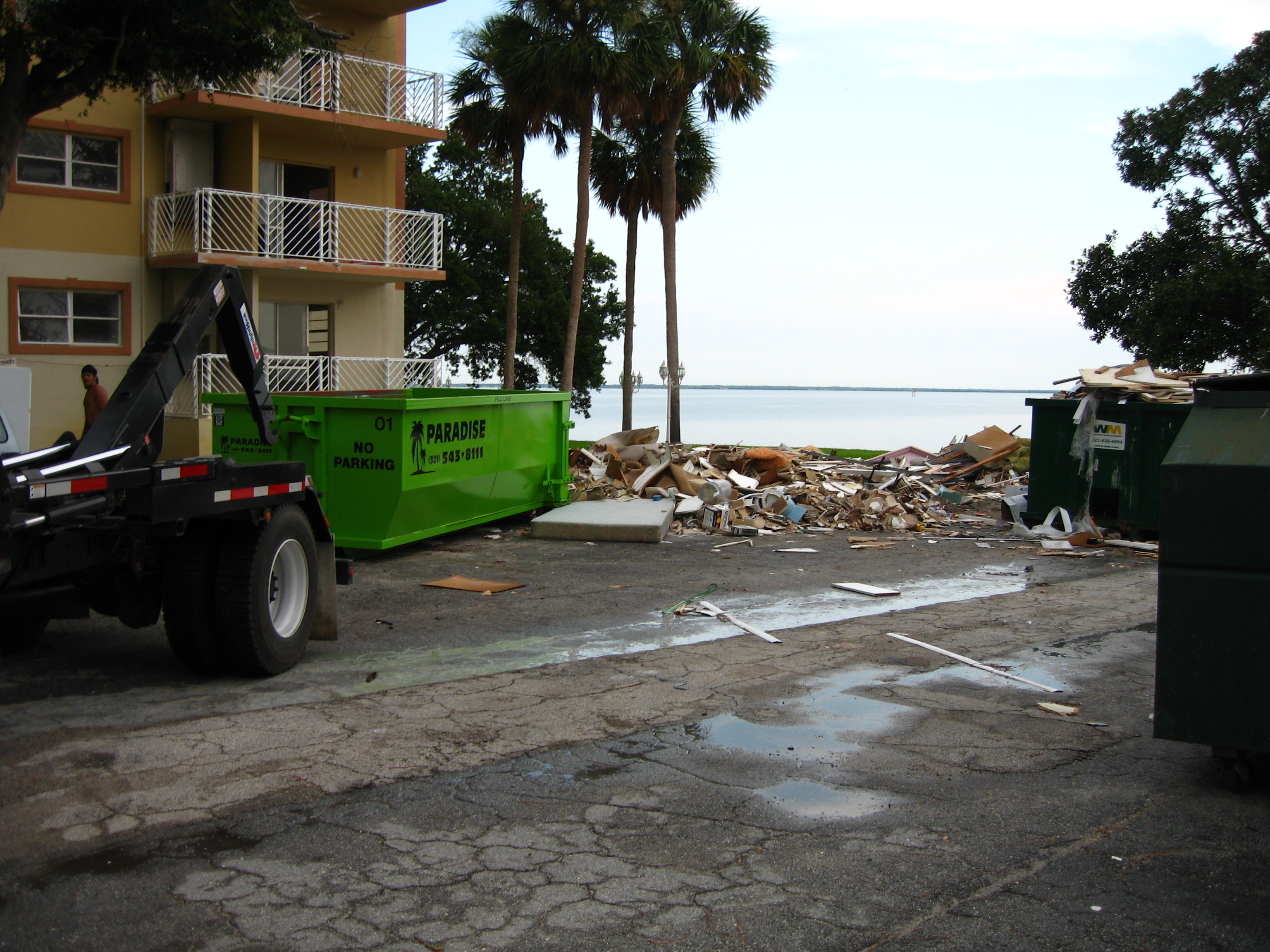 Paradise Lawn and Landscape - Roll off dumsters - Brevard County